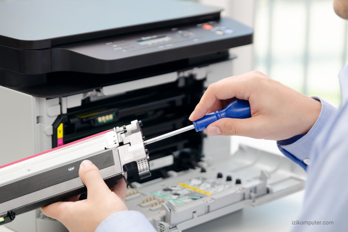Izi Komputer - Solusi Profesional Serive Printer Laptop dan PC di Gombong